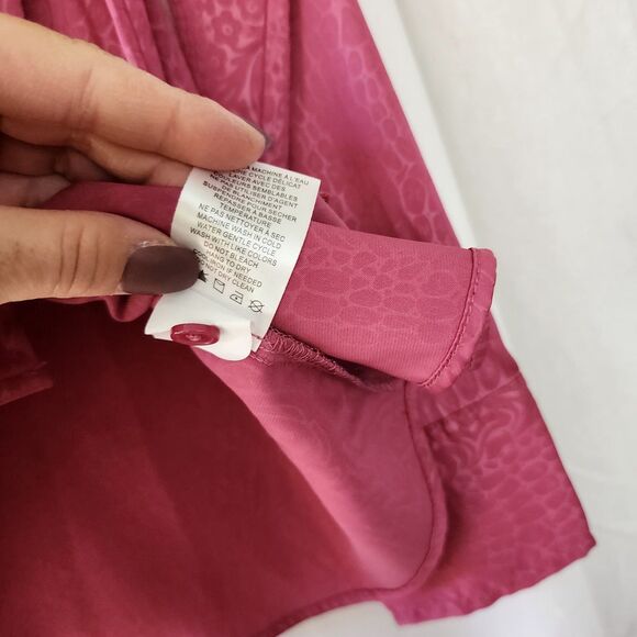 Rachel Zoe Silky Satin Blouse Size M Floral Button Down New - Picture 5 of 8